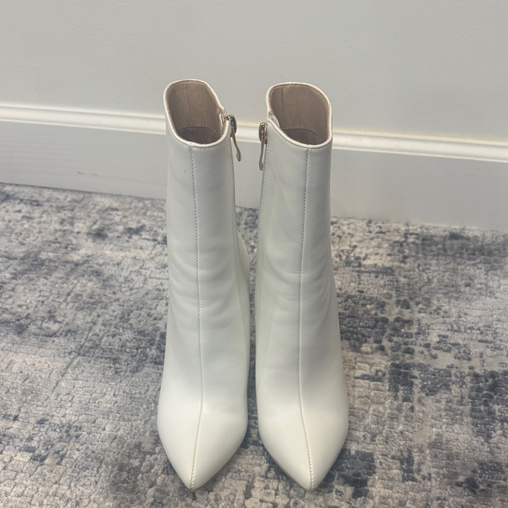 Amazon White Heeled Boots for Women - Picture 6 of 6